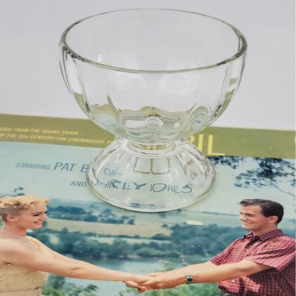 VINTAGE ✨️ Libbey Ribbed Pedestal Dish - Picture 1 of 4